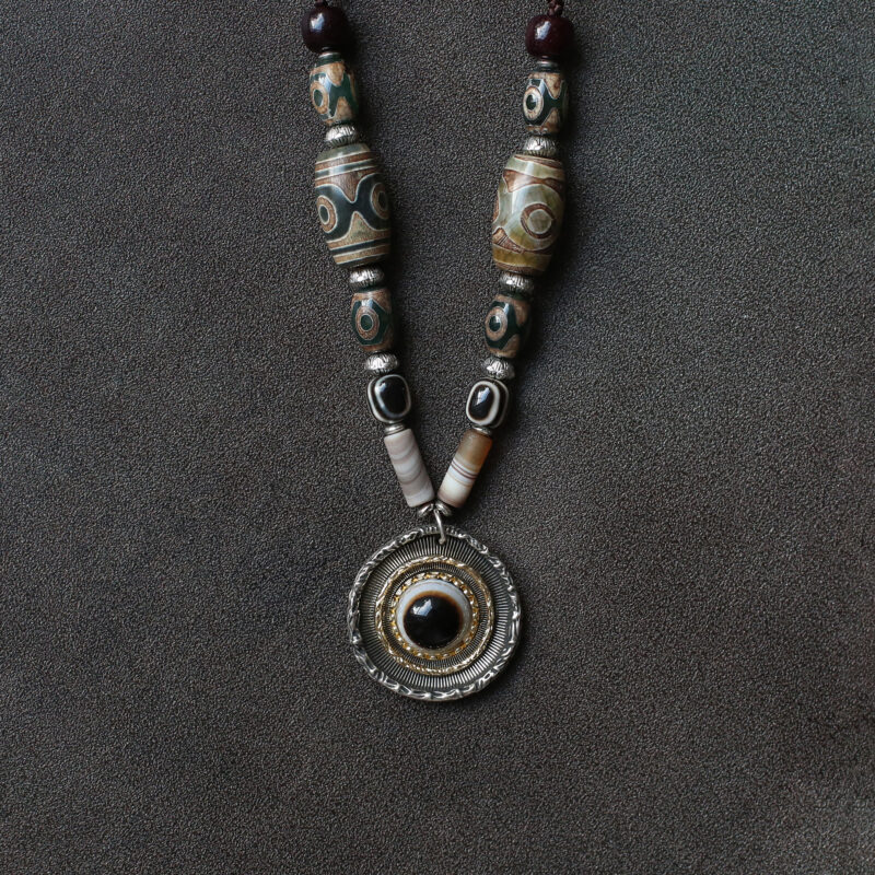 Tibetan Pharmacist's Eye Dzi Bead Necklace